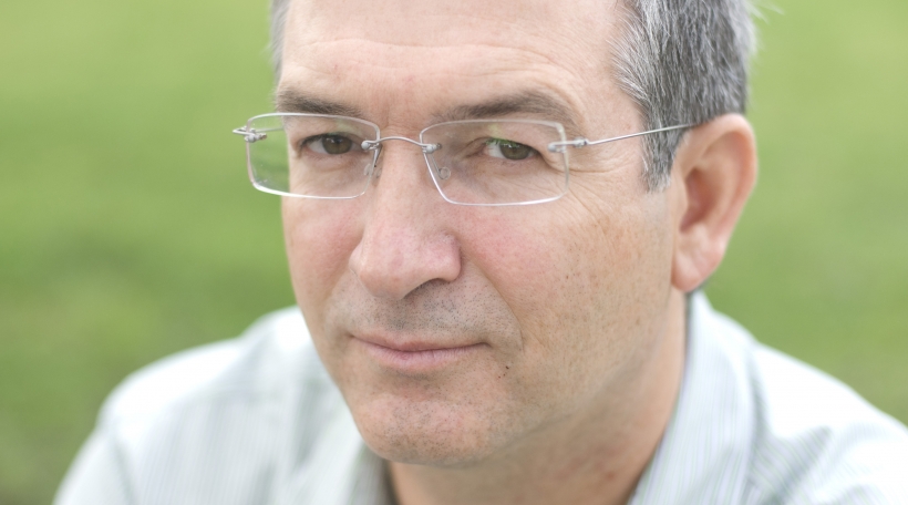 Cem Sey, TAZ - Korrespondent Washington / USA, DEU, Berlin-Prenzlauer Berg, 03.10.2007; © Rolf Zoellner, Gleimstrasse 61, 10437 Berlin, Tel.: (030) 44 86 071, Fax.: (030) 44 05 02 41; e-mail: rolfzoellner@arcor.de; alle Rechte vorbehalten, Abdruck nur geg