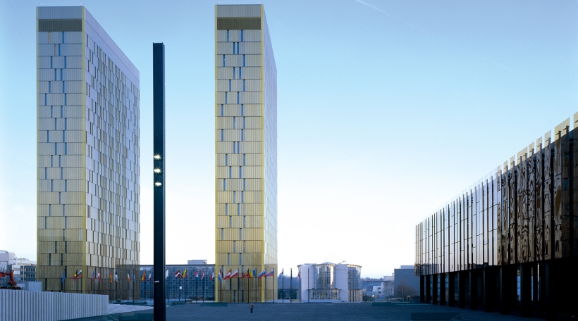 EUGH - CJUE - Europäesche Geriichtshaff (Kierchbierg)