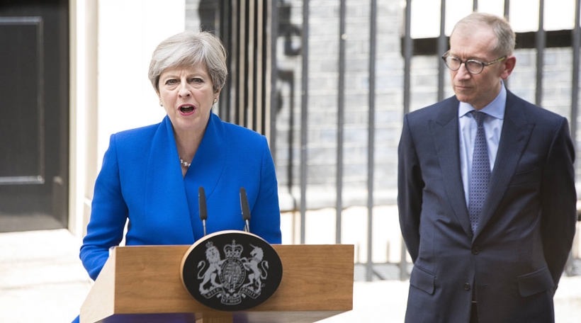 D'Theresa May annoncéiert, datt si eng Regierung wëllt bilden