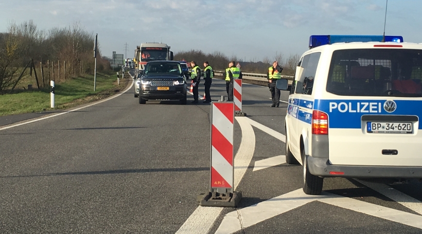 Policekotroll op der däitsch/lëtzebuergescher Grenz (Markusbierg)