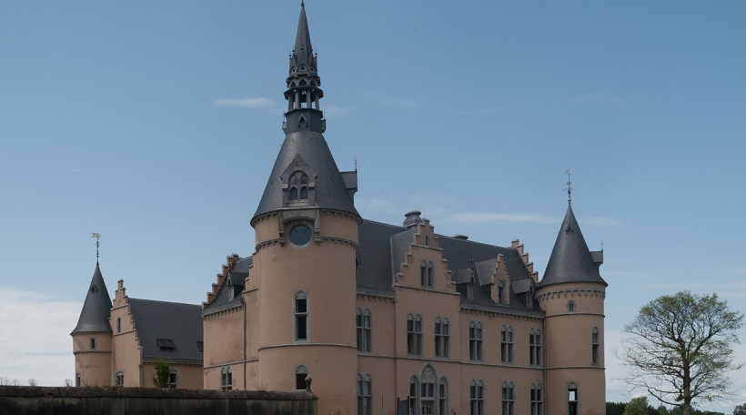 Château de Faing zu Jamoigne bei Chiny an der Wallonie