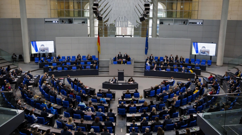 De Wolodymr Selenskyj war virtuell am däitsche Bundestag bäigeschalt